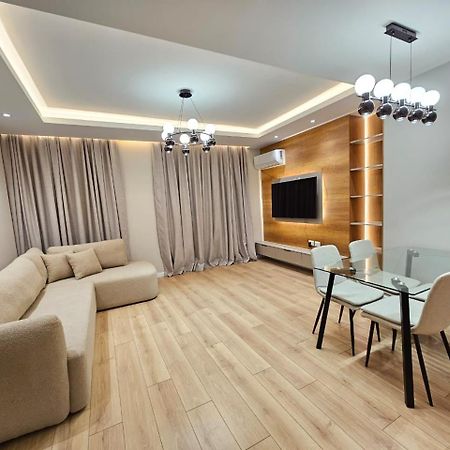 Miku Apartment-Modern 2Bedroom In Prime Location Tirana Exteriér fotografie