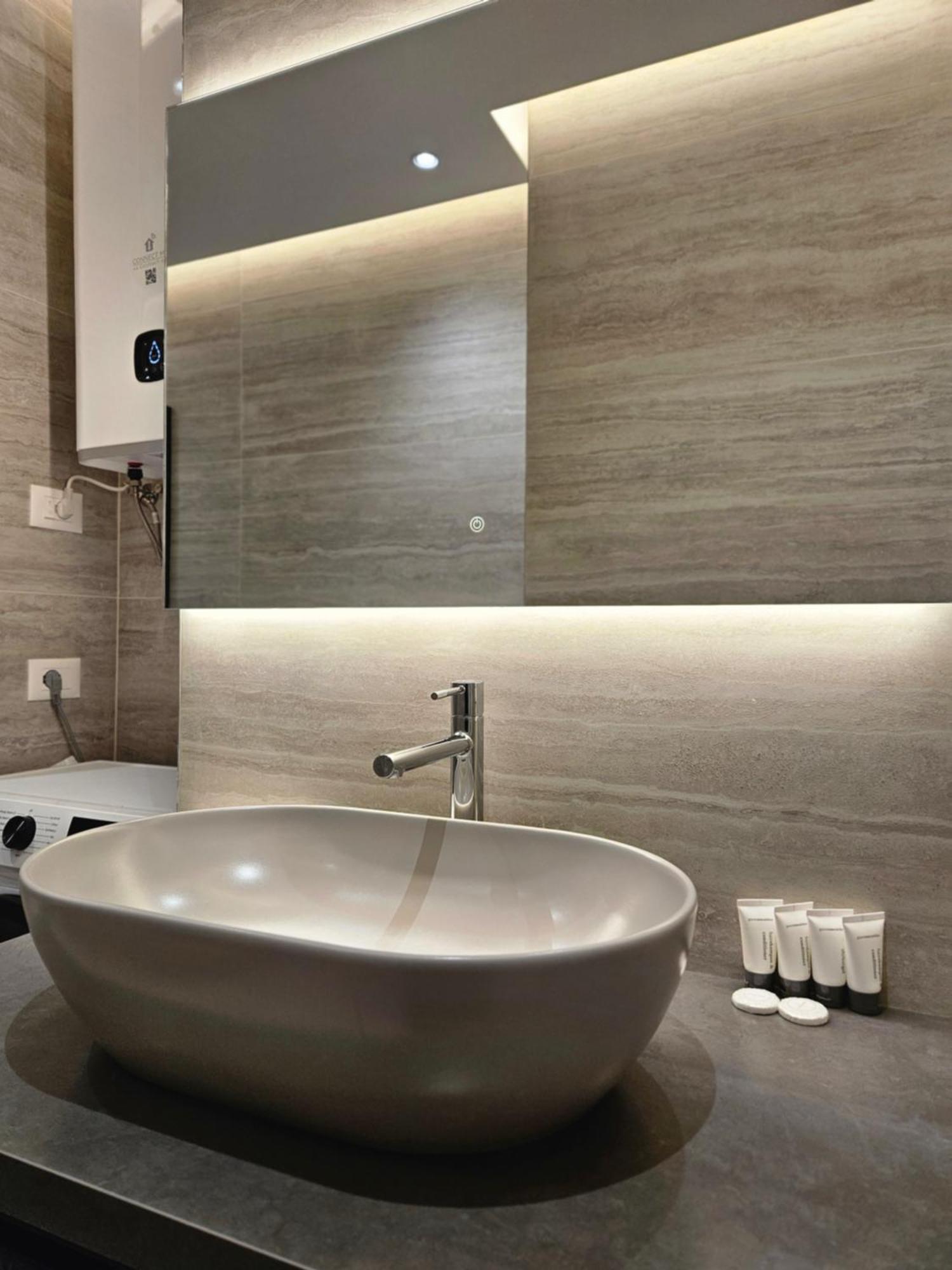 Miku Apartment-Modern 2Bedroom In Prime Location Tirana Exteriér fotografie